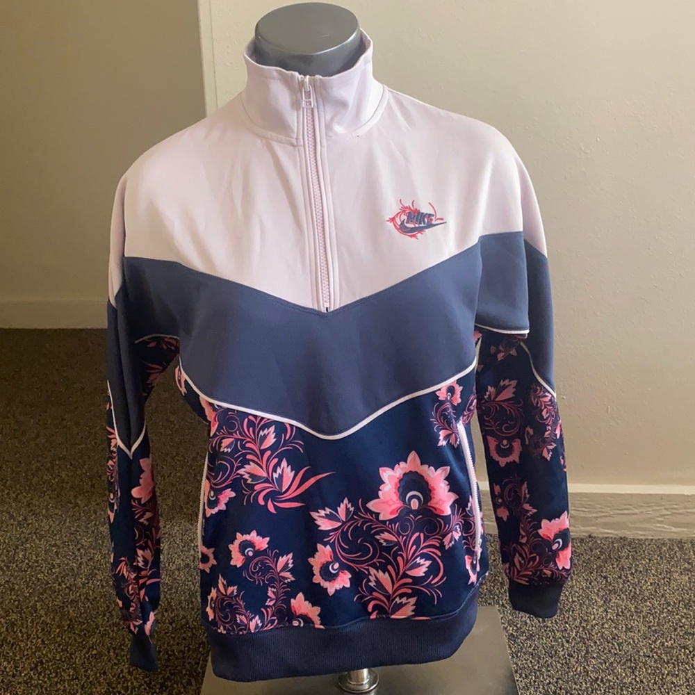 Nike sportswear track half zip top